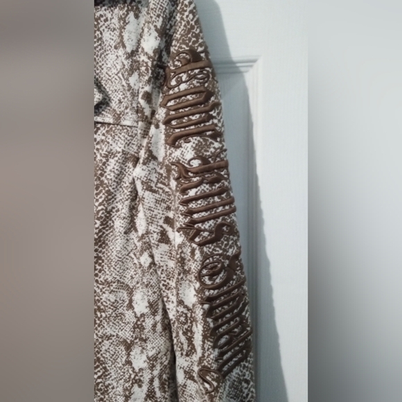 Ed Hardy Brown Snake Print Embroirdered Trench Coat - Picture 4 of 5